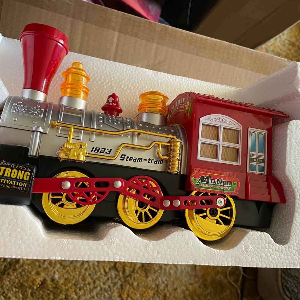 New In Box Musical Bump And Go Train